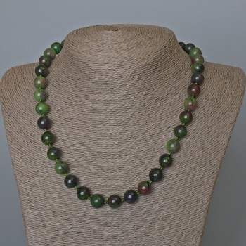 Natural Zoisite Necklace with Smooth Beads, 10.5 mm Diameter, 51 cm Length