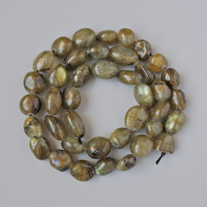 Labradorite beads natural stone, faceted, diameter 9–10 mm, length 40 cm on thread