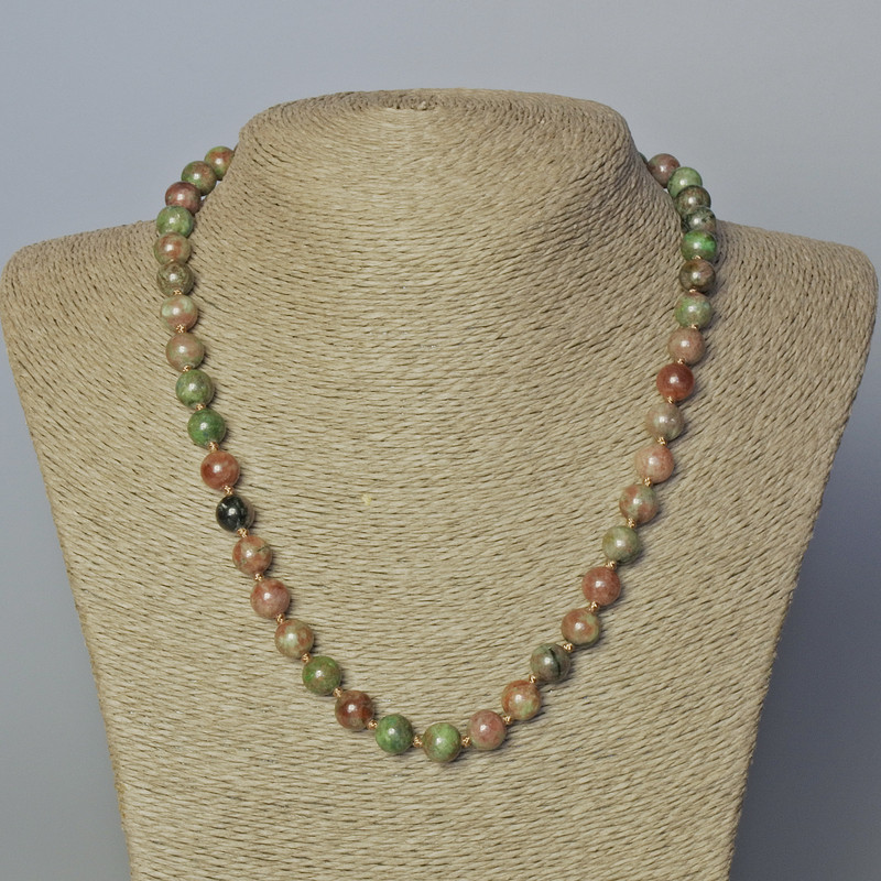 Watermelon Garnet Necklace, natural stone, smooth beads, diameter 8.5 mm, length 45-49 cm