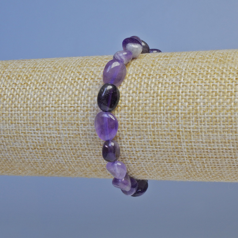 Amethyst Bracelet, Faceted, 8 mm diameter, 18 cm length, stretch