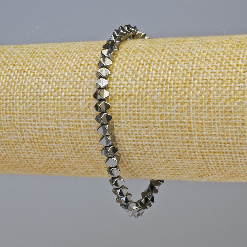 Hematite Star Bracelet, black, 4x4 mm diameter ±, 18 cm length, stretch