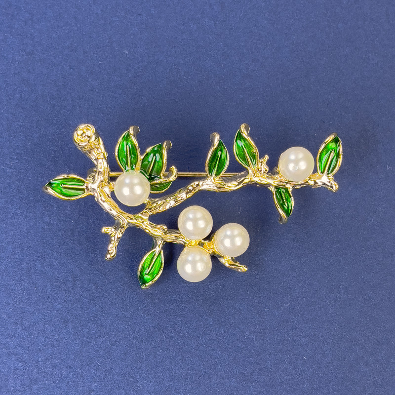 Brooch "Sprigs" with Pearls, golden metal 48x32mm+