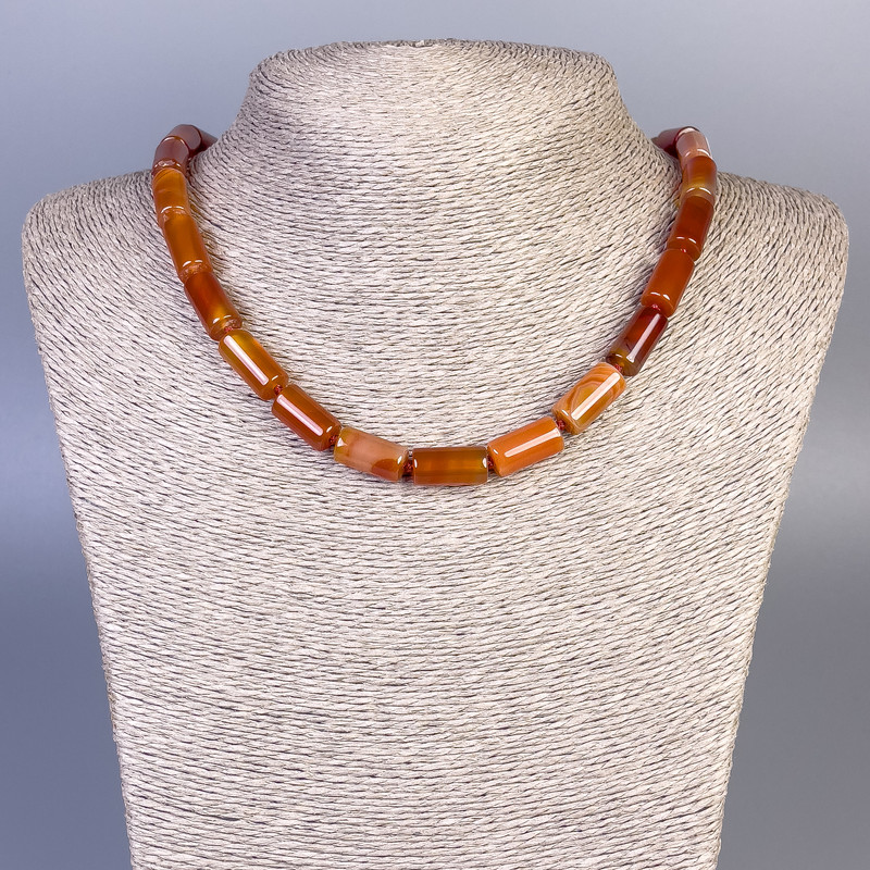 Cylindrical Agate Necklace, 16x8 mm beads, 45 cm long, with clasp