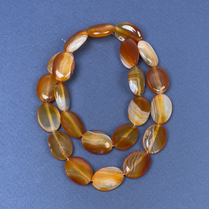 Carnelian beads on thread, oval, 18×12 mm, length 37 cm