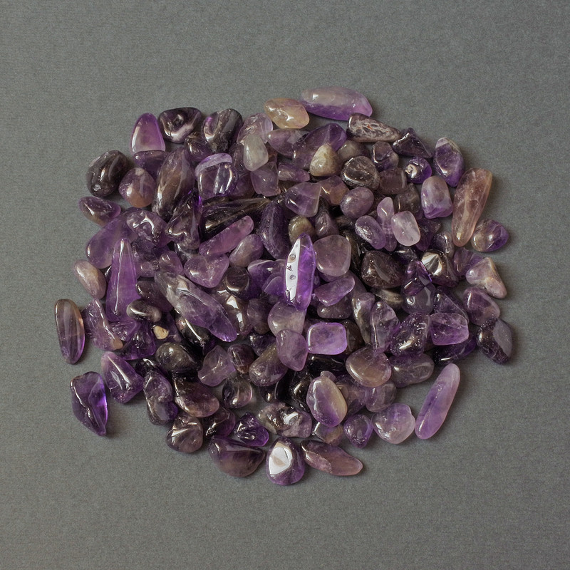 Amethyst natural nugget, tumbled, undrilled, 7–20×8–10 mm, approx (per 100 g)