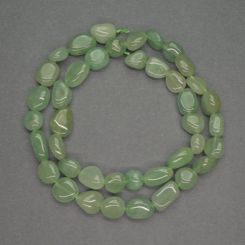 Natural jade briolette beads, diameter 8–10 mm, length 42 cm