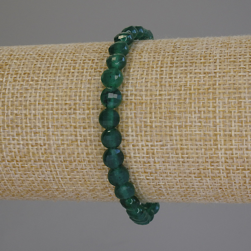 Chrysoprase bracelet with faceted coins, diameter 6.5 mm, length 18 cm (stretch)