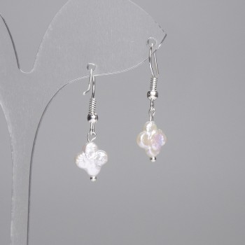 Baroque Pearl Earrings 'Shamrock' 10mm +/-, length 30mm+