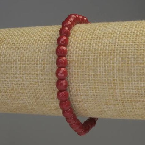 Stretch Coral Bracelet with Faceted Beads, 6 mm Diameter, 18 cm Length