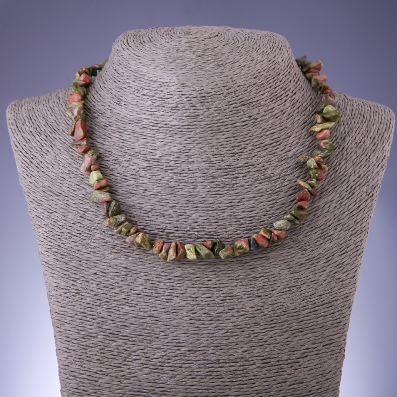 Necklace with natural heliotrope chips, 8mm diameter, 45-50cm length with extension chain