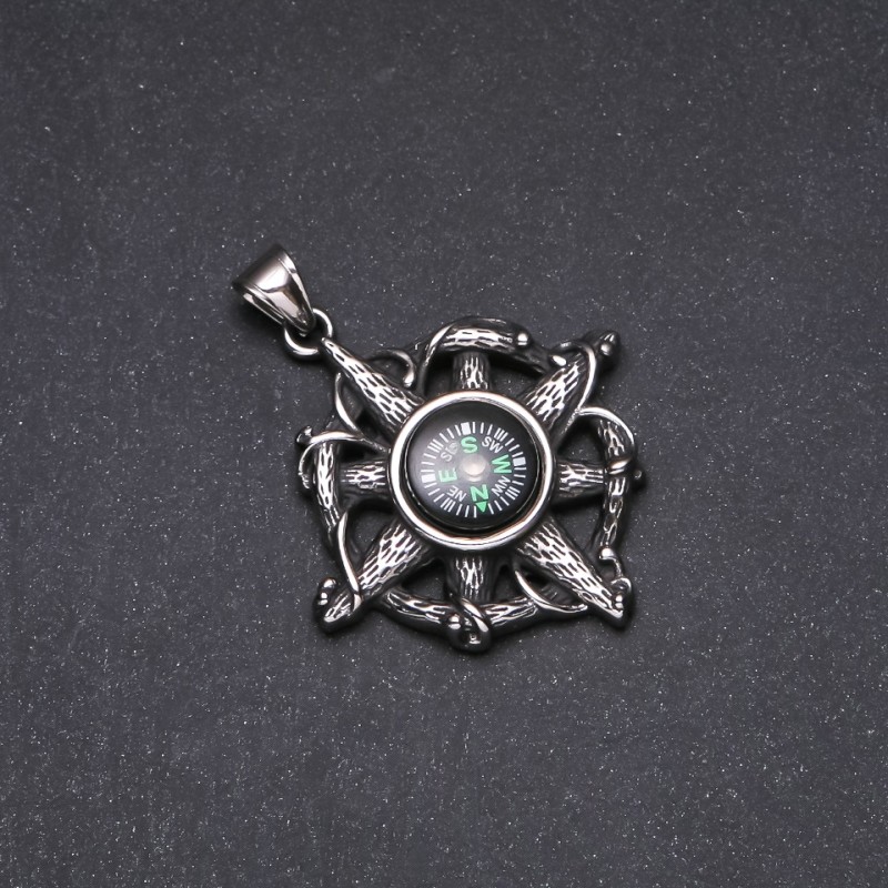 Compass Pendant 44×50 mm