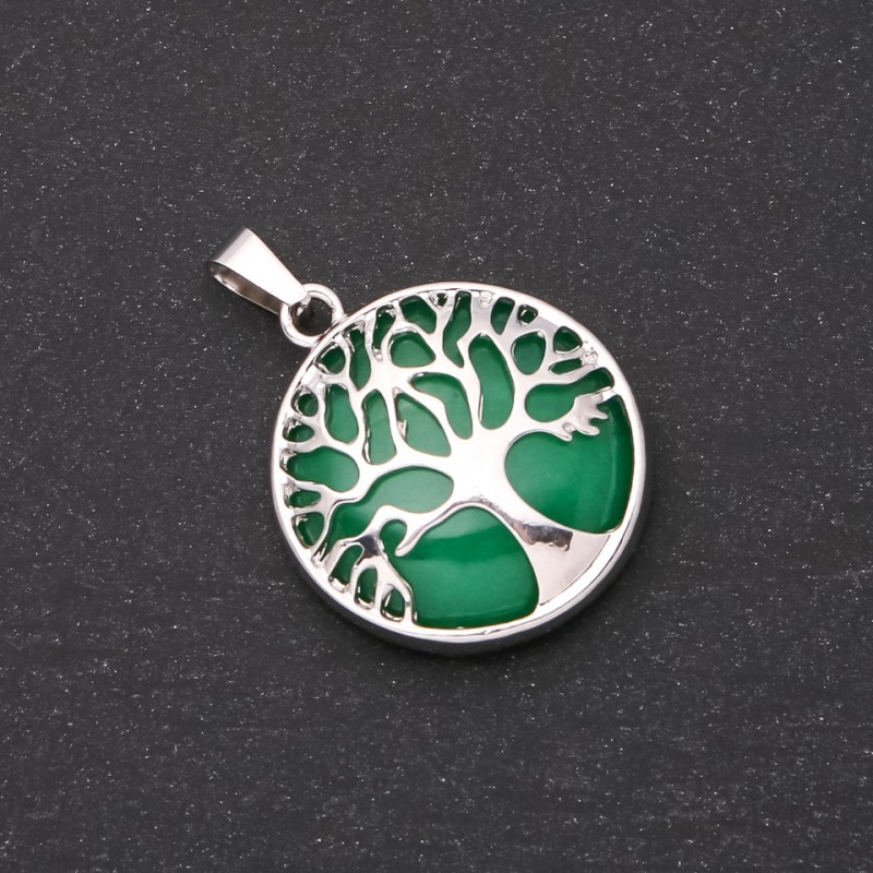 Chrysoprase pendant in a bezel 'Tree', diameter 27 mm