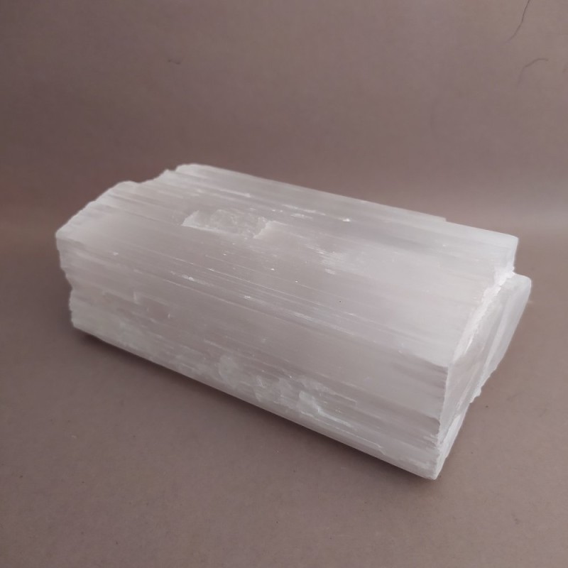 Unprocessed Selenite Mineral (price per 100 g) weight from 600 g
