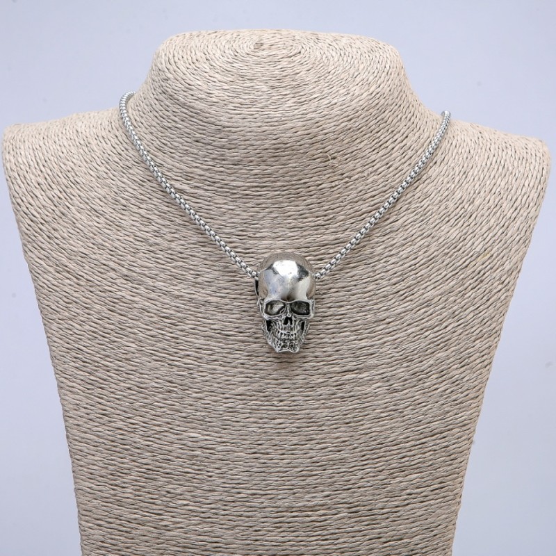 Skull Pendant 28×17 mm on Chain, 65 cm, Silver