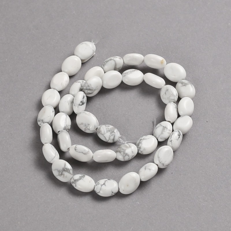 Beads on a string of natural chalcedony, smooth oval, diameter 10×8 mm + -, length 39 cm +