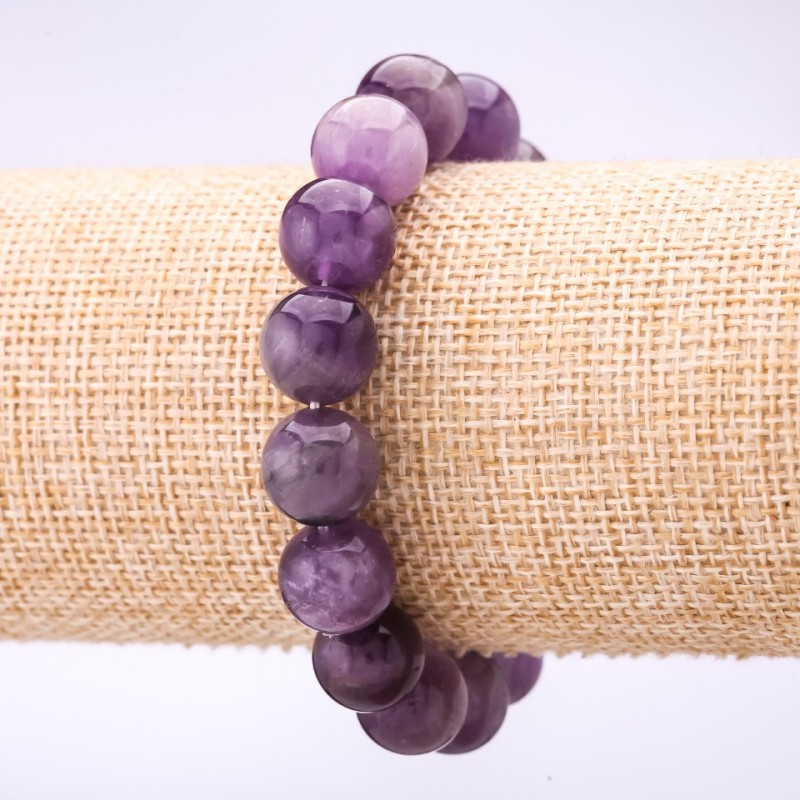 Amethyst bracelet with smooth beads, 12 mm diameter, 18 cm circumference on an elastic band