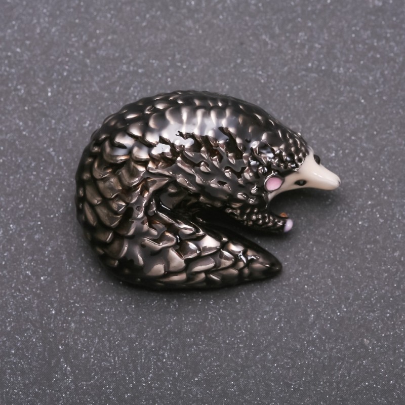 Brooch Hedgehog silver-toned metal and enamel 38x29mm +