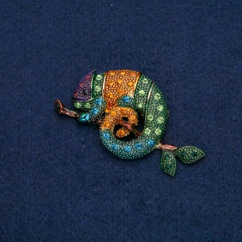 Brooch 'Chameleon' gold-toned metal with black, yellow, green, blue, violet, and dark-green crystals 63×35 mm