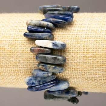 Elastic bracelet of sodalite natural stone chips "needle", diameter 12-23×2-6 mm, length 18 cm +