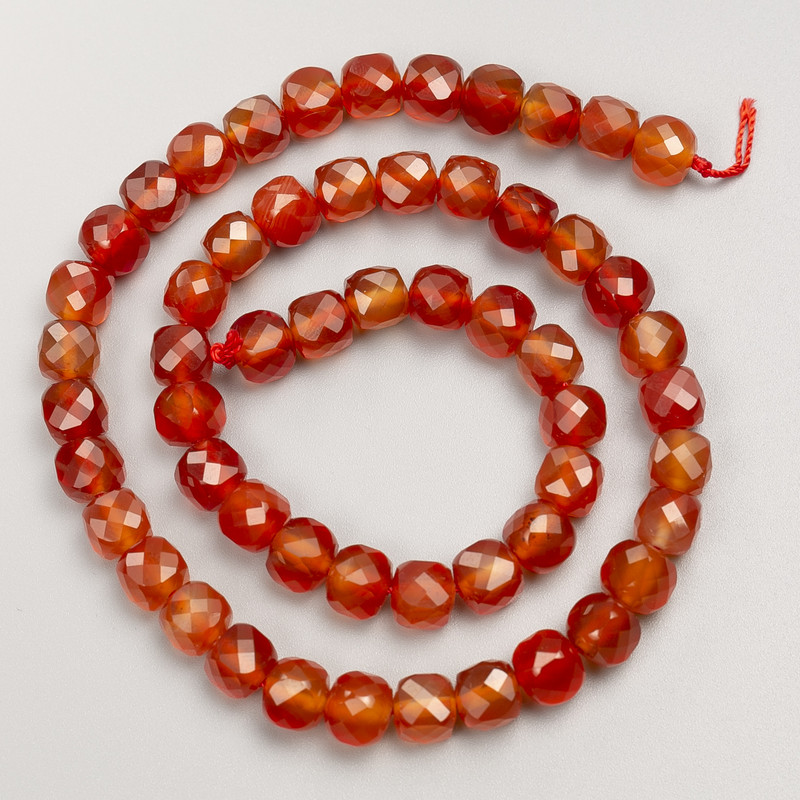 Carnelian natural stone beads, faceted cube on a thread, diameter 7mm, length 38cm