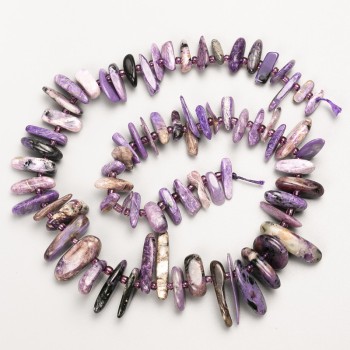 Charoite Beads Natural Stone Chip 'Needle' on Thread, diameter 25x3-12x2 mm +/-, length 41 cm +/- with seed beads, diameter 3 mm