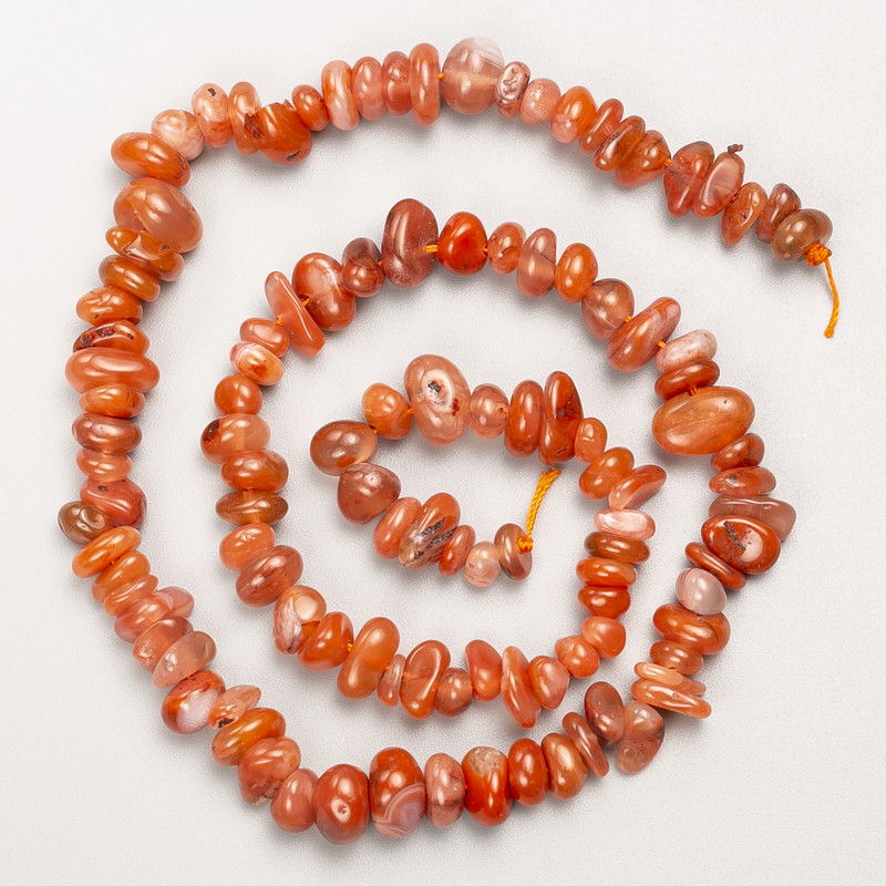 Carnelian Beads, natural gemstone, faceted on thread, diameter 7x4 mm +/-, length 41 cm +