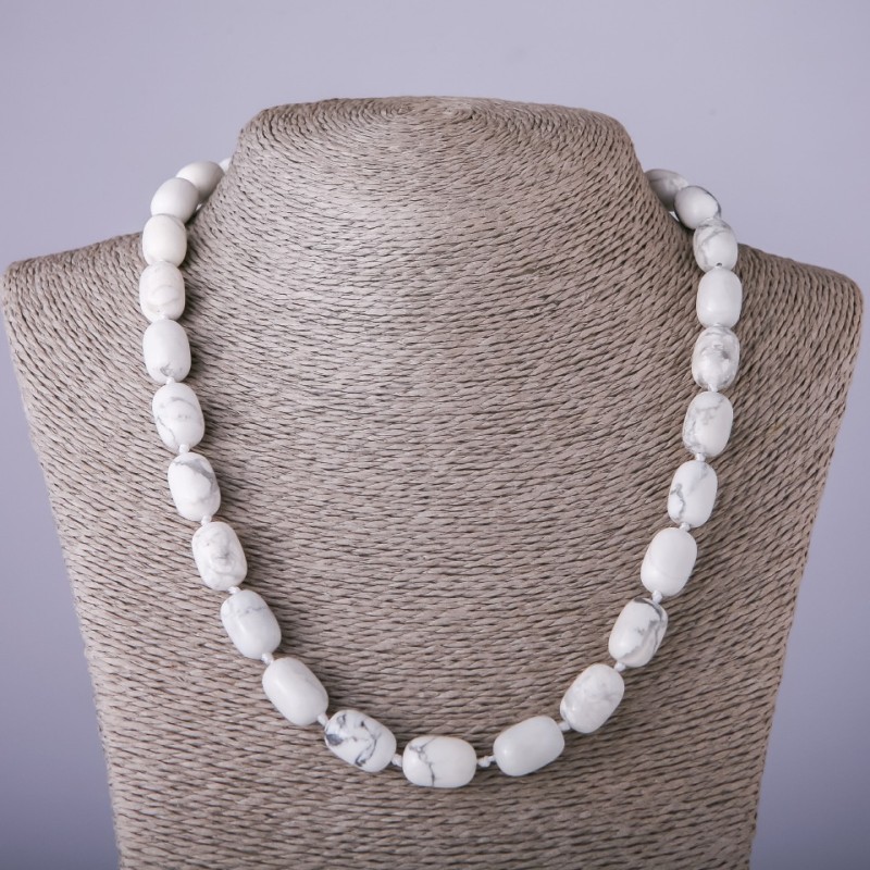 Natural Kaholong Stone Necklace 'Barrel', diameter 10x14 mm, length 47 cm