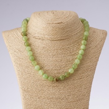 Beaded necklace with natural Onyx stone — smooth beads, length 45 cm, diameter 10 mm