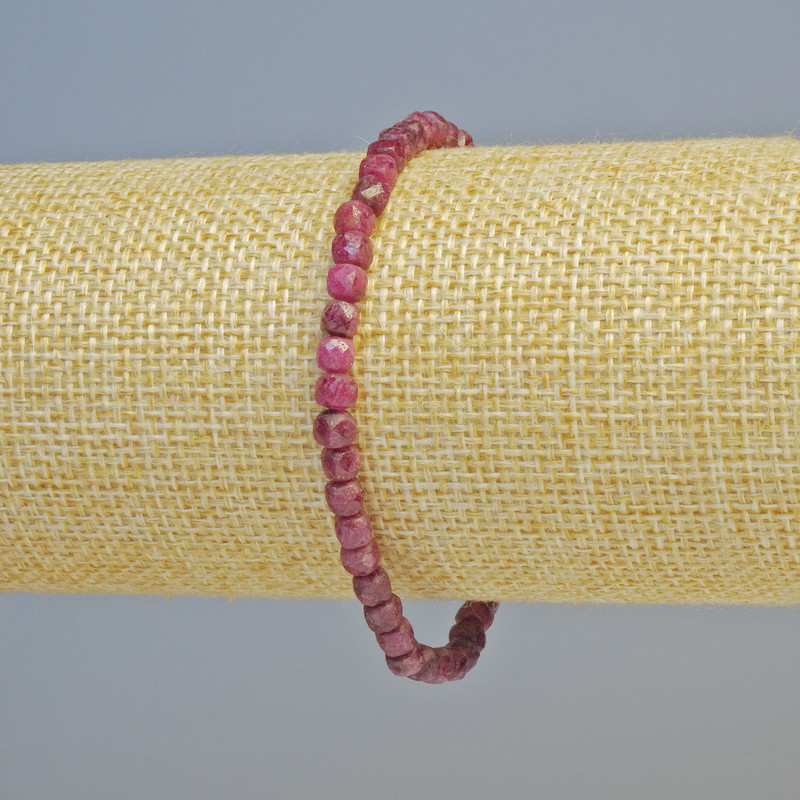 Ruby bracelet with natural stone, faceted cube, diameter 4mm ± (stretch), length 18 cm+