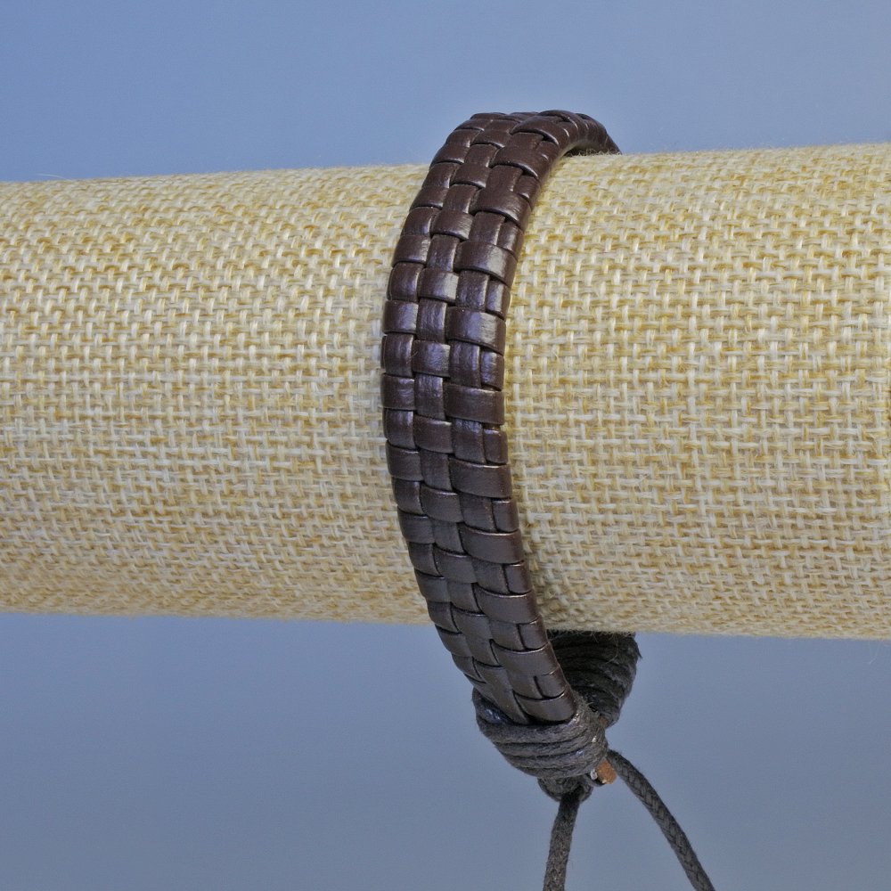 Brown eco-leather men's bracelet with adjustable circumference 18-24 cm