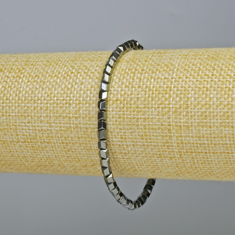 Hematite Hexagonal Zigzag Bracelet, Black