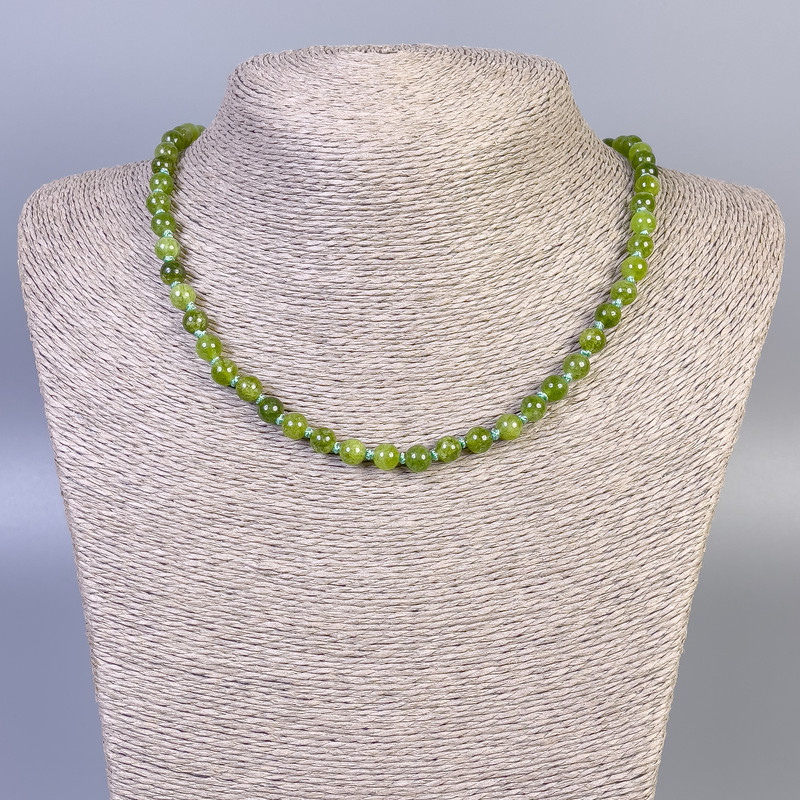 Jadeite Bead Necklace, Smooth Beads, 6 mm Diameter, approx. 45 cm Length, with Clasp