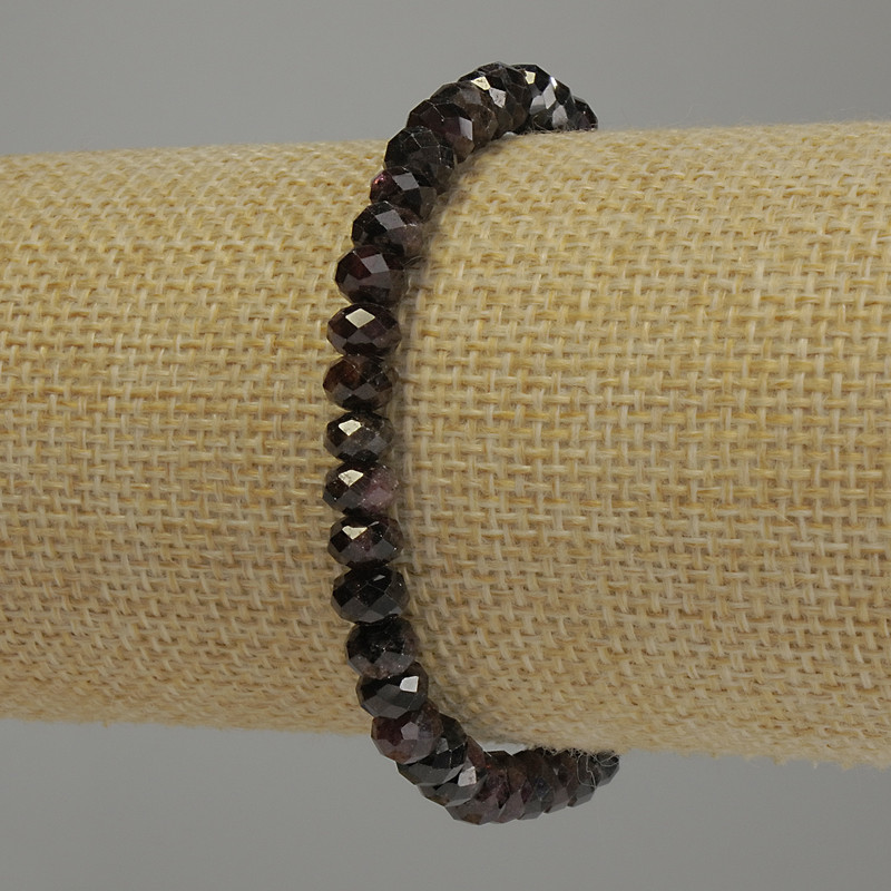 Garnet Bracelet, Faceted Rondel, 6x4 mm, 18 cm Stretch