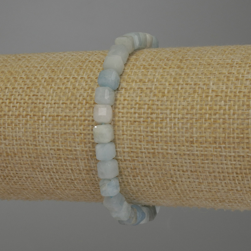 Morganite bracelet with faceted cube beads, 6x5 mm, 18 cm stretch