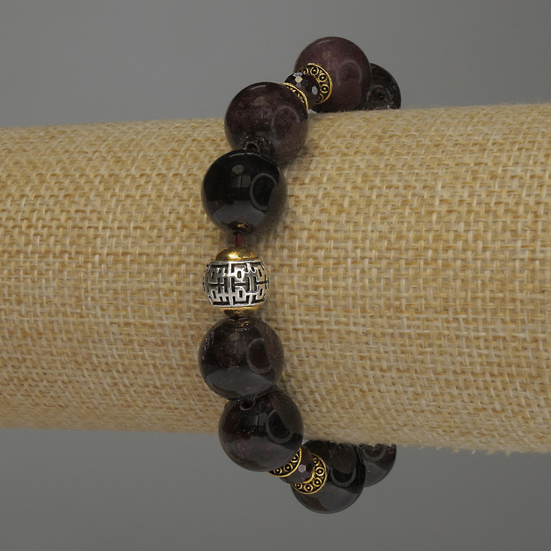 Garnet Bracelet with Smooth Beads, 12mm Diameter, 6mm Faceted Beads, 18cm Stretch