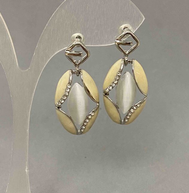 Stud Earrings with White Crystal and White Rhinestones, 15 mm diameter, 33 mm length