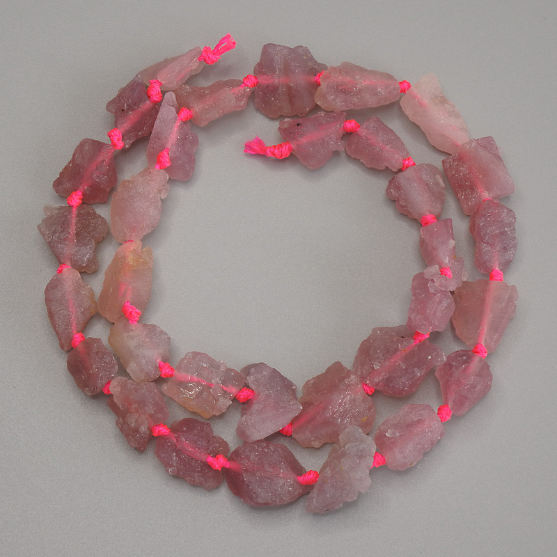 Strawberry Quartz Beads, Unpolished Stone, Diameter 9-14×6-10 mm, Length 40 cm on Thread