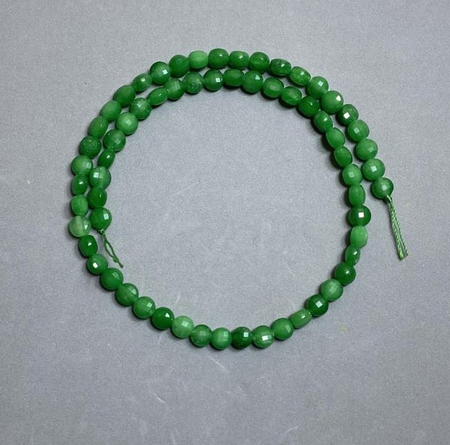 Chrysoprase Beads, Faceted Coin-Shaped, 6 mm Diameter, about 39 cm long, on thread