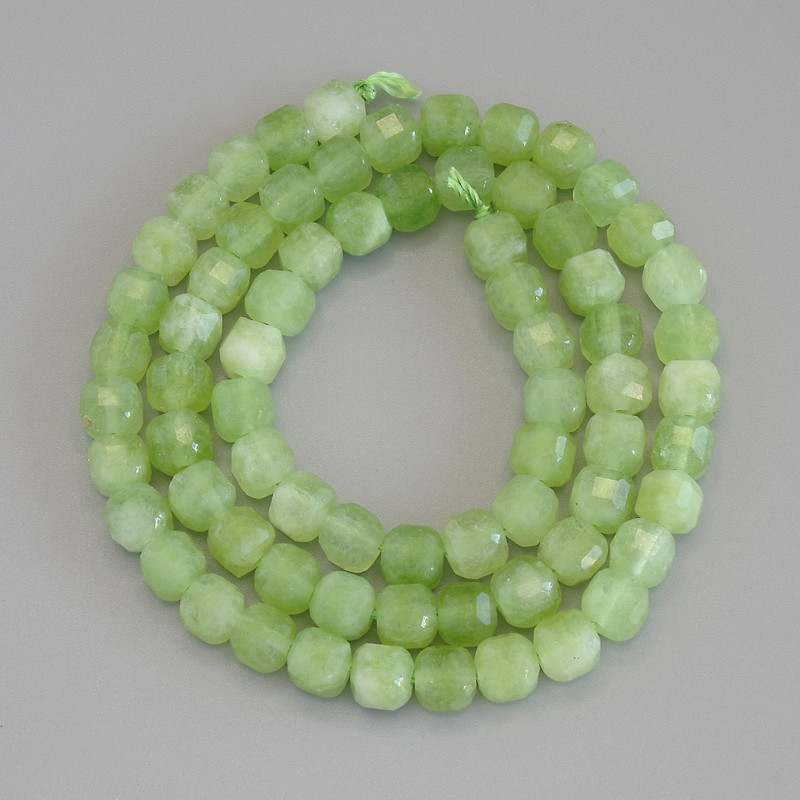 Chrysoprase Olivine Beads Faceted Cube, 5x5 mm diameter ± on a string, length 36 cm+