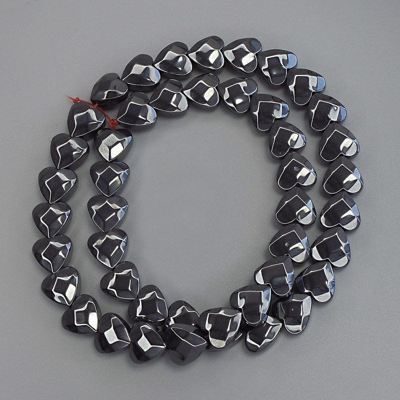 Hematite Beads Heart, Faceted, 10x10x5 mm ± on a thread, length 41 cm+