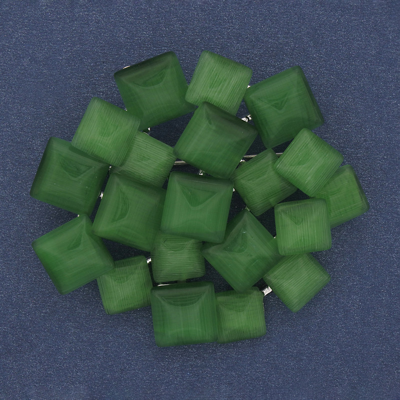 Accent Green Cat's Eye Brooch-Pendant in Silvery Metal 46×50 mm+