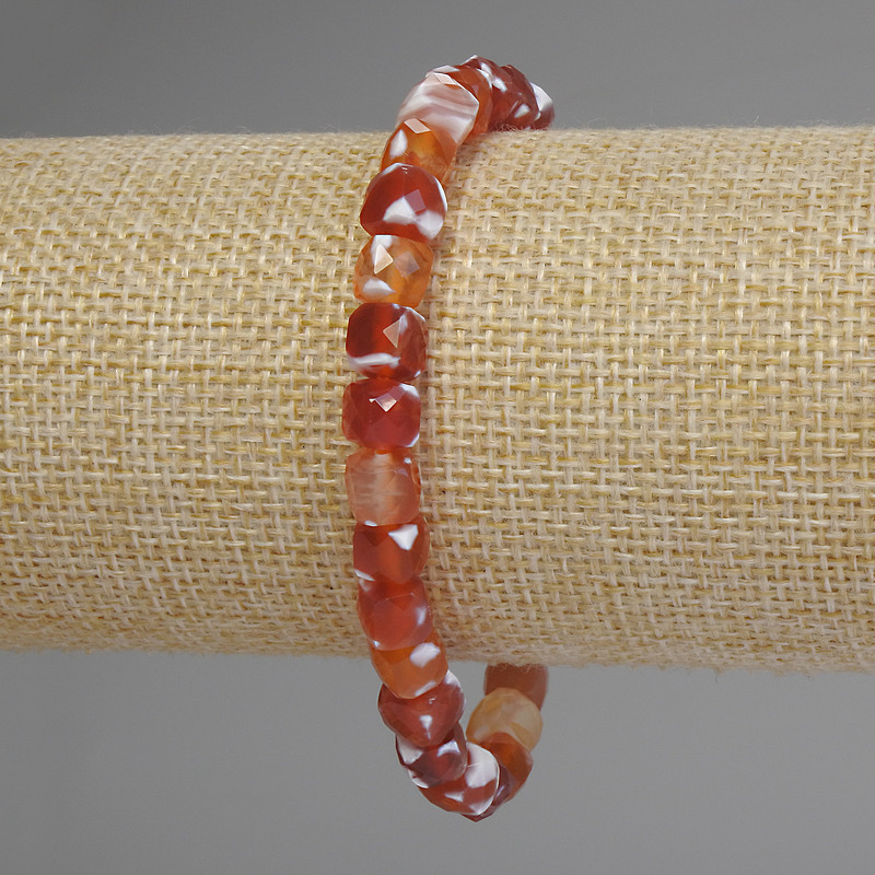 Faceted Agate Cube Bracelet, 7x7 mm, 18 cm Stretch