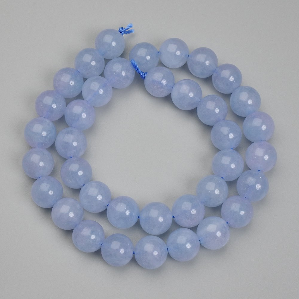 Aquamarine beads - smooth round spheres, 10 mm diameter, 38 cm length on thread