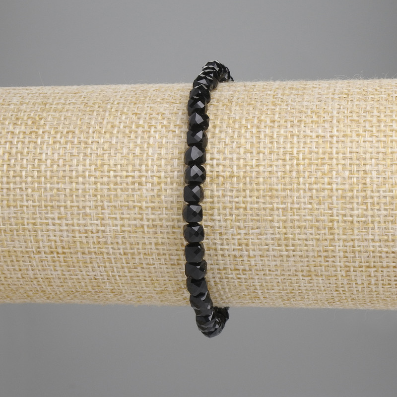 Bracelet with Faceted Tourmaline Cubes, 4x4 mm, 18 cm length, stretch