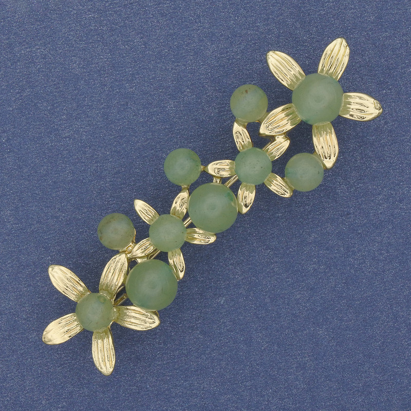 Brooch 'Flowers' with Nephrite