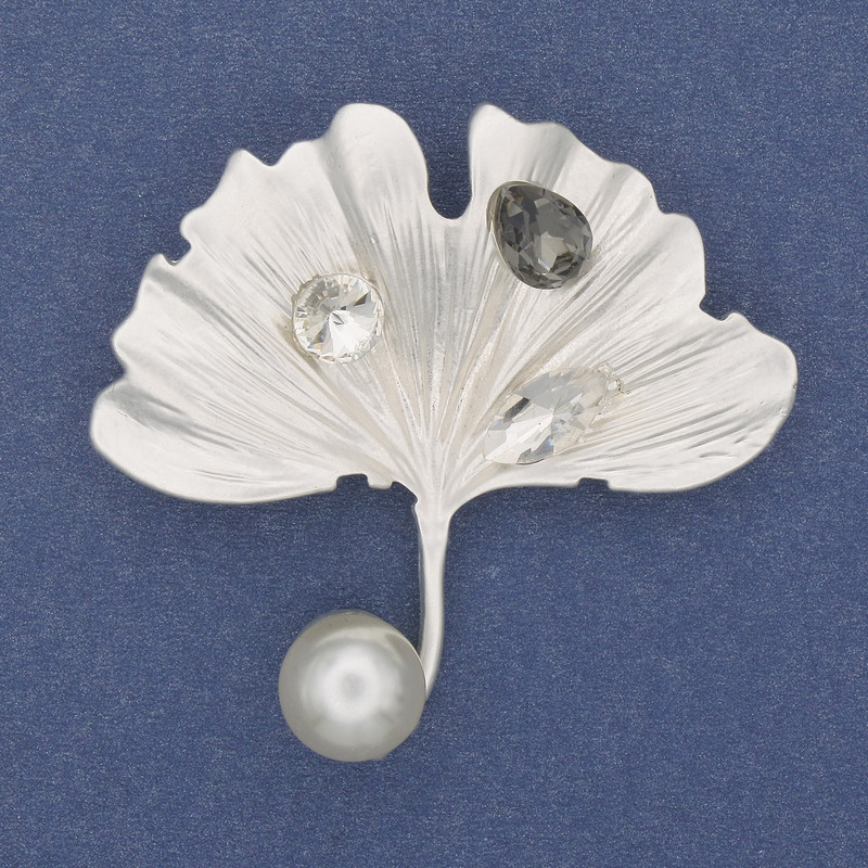 Brooch Leaf with White Pearl, Rhinestones, Silver-Tone Metal 45×45 mm+