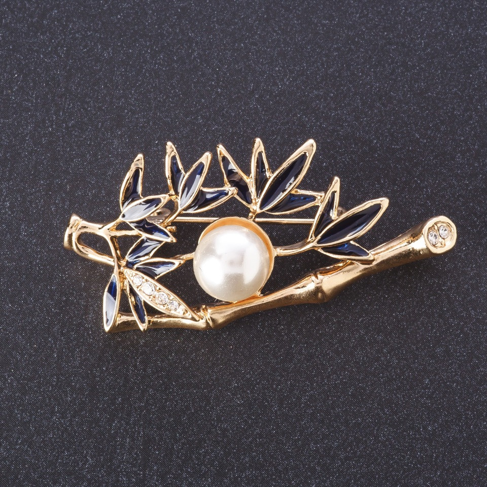 Brooch 'Blooming Bamboo' Flora 5×2.5 cm, metal color 'gold'
