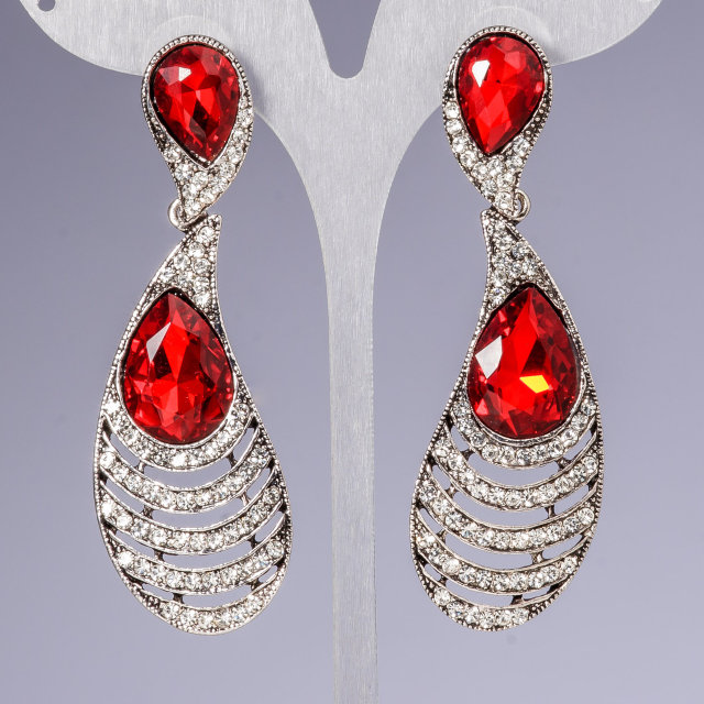 Сережки з кристалами "люстри" "шандельєри" "Перо"