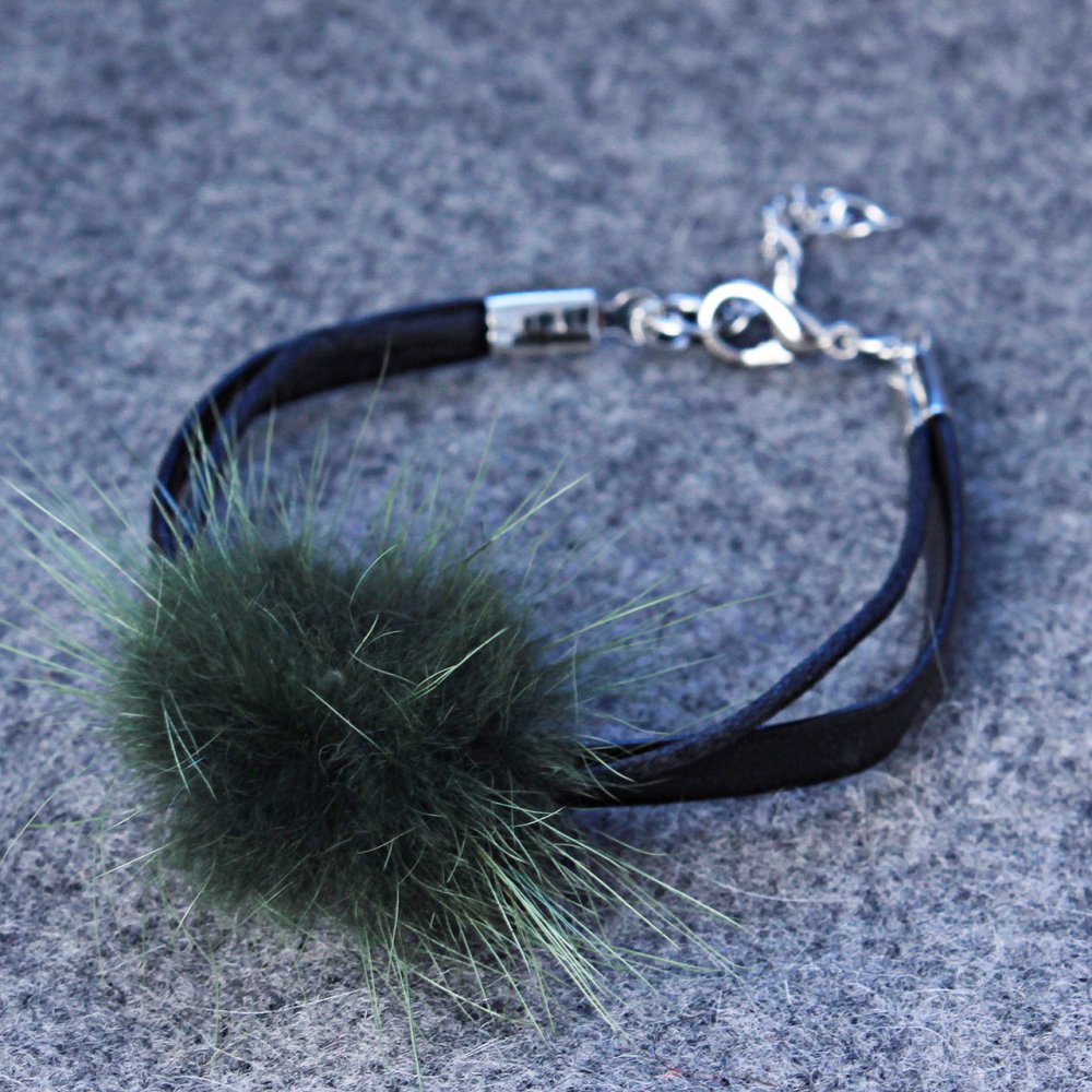 Green Faux Leather Bracelet with Natural Fur