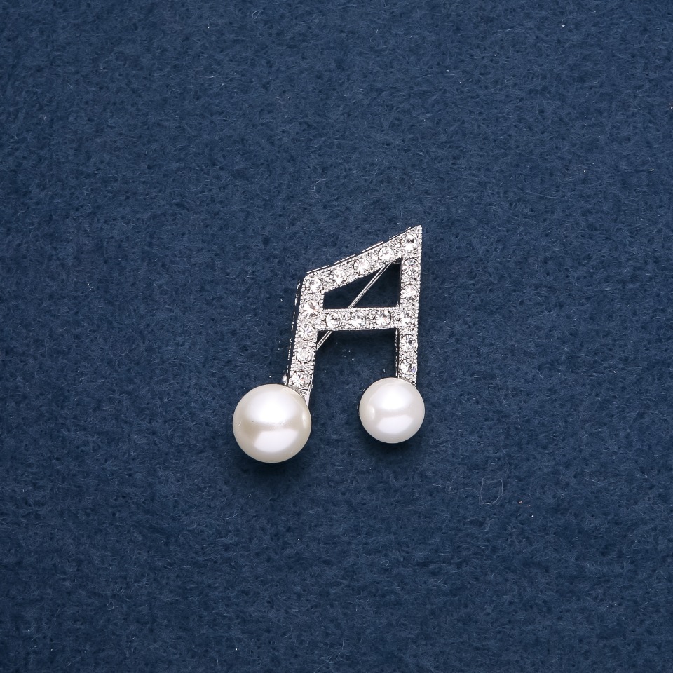 Clearance: Musical Brooch 'Note' 30x34 mm, silver color